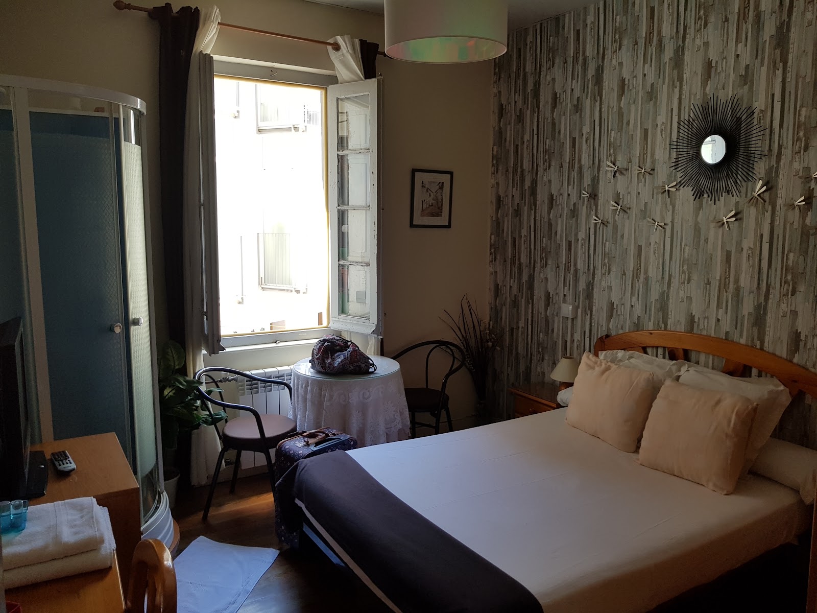 Pensión Leyre photo 7, guesthouse accommodation in Pamplona on the Camino Frances