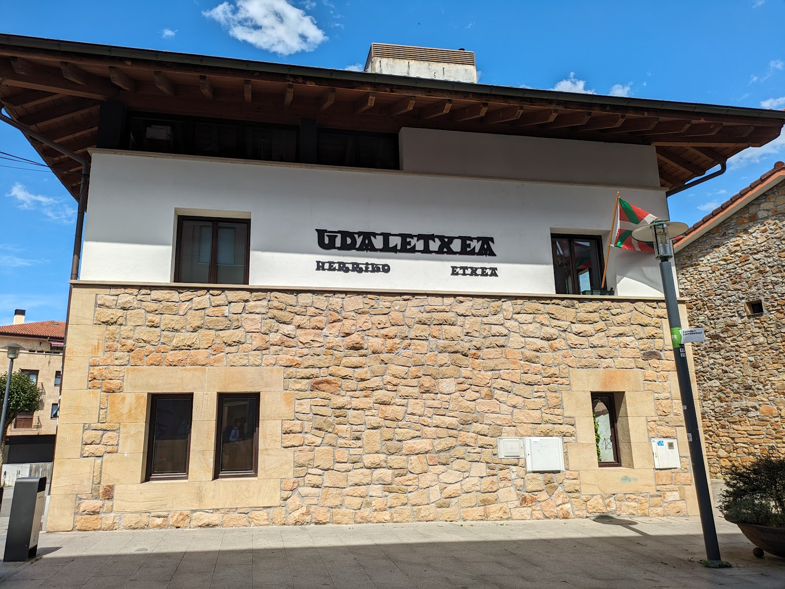 Larrabetzu Pilgrims Albergue photo 2, albergue accommodation in Uria on the Camino del Norte