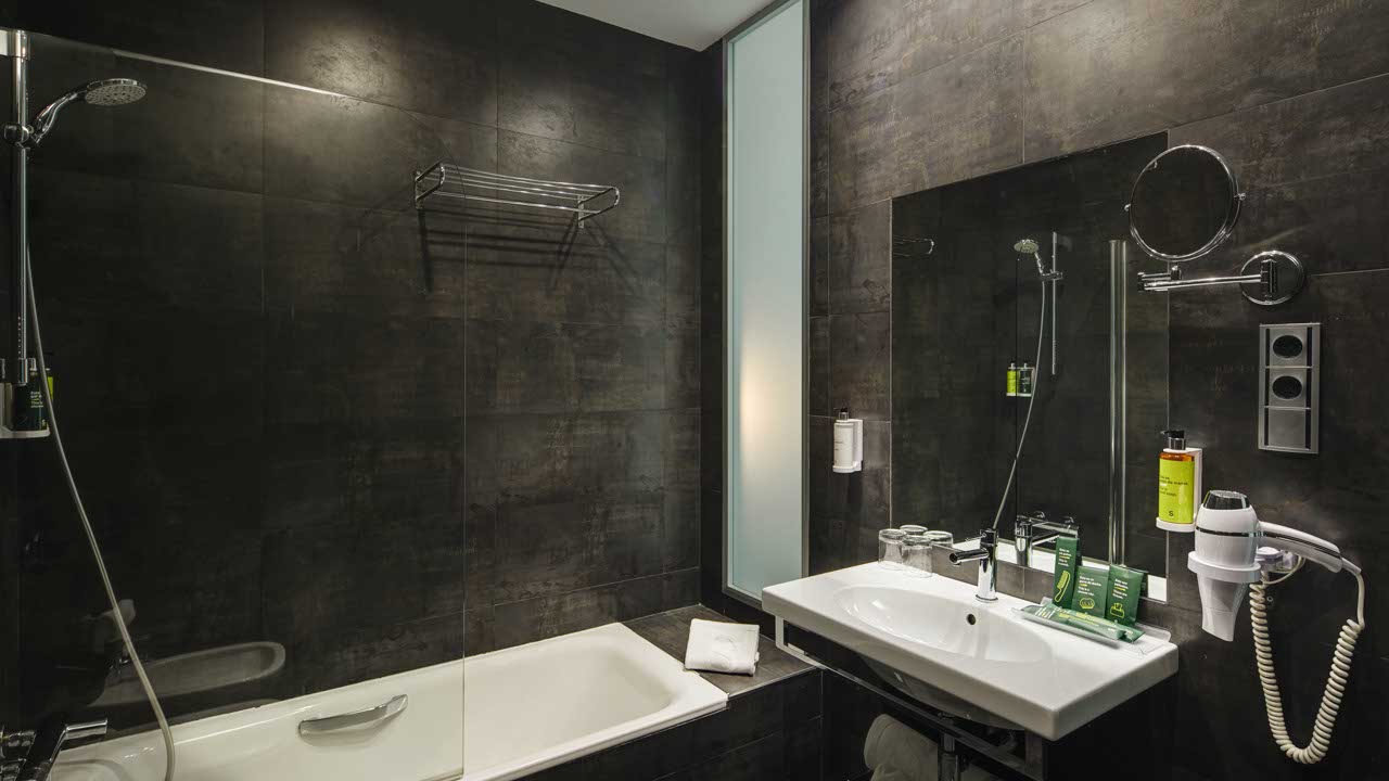 Sercotel Coliseo Bilbao photo 3, hotel accommodation in Bilbao on the Camino del Norte