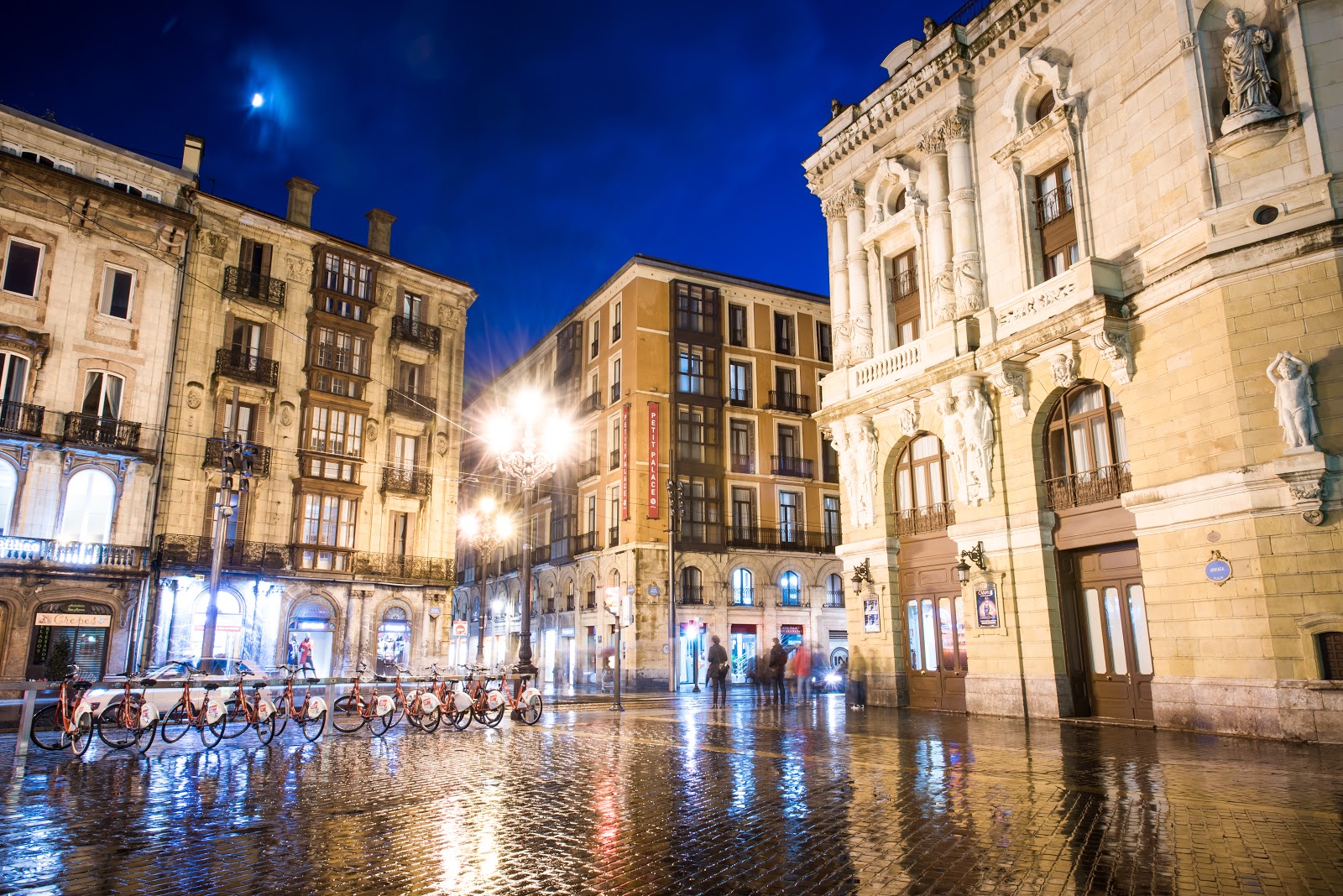 Petit Palace Arana, hotel accommodation in Bilbao on the Camino del Norte