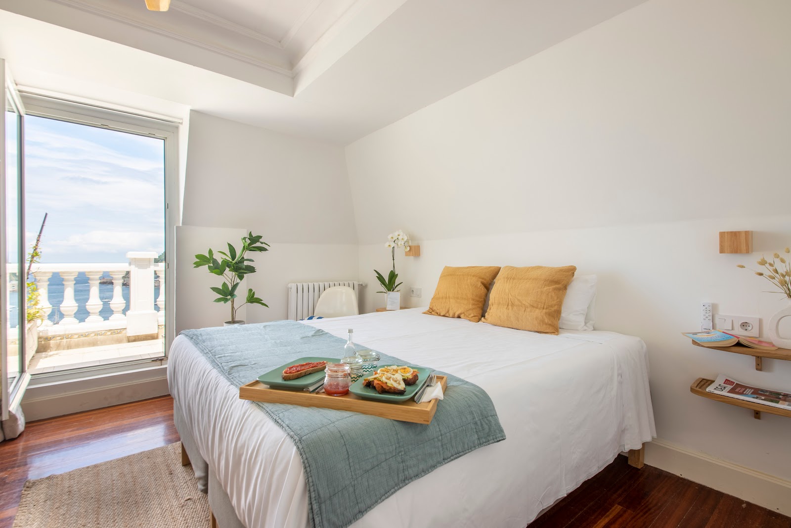 Far Out Inn photo 2, guesthouse accommodation in San Sebastian on the Camino del Norte