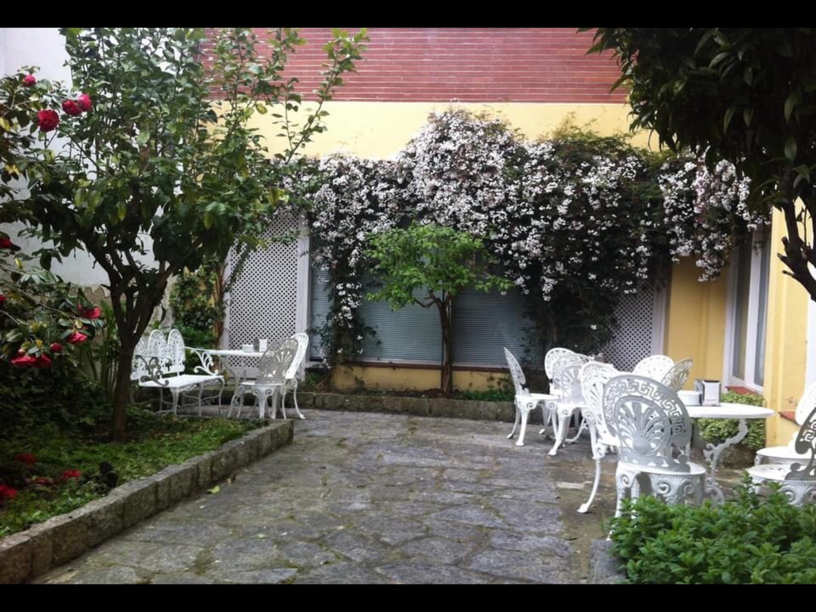 Pensión Esmeralda Laredo Cantabria, camping accommodation in Laredo on the Camino del Norte