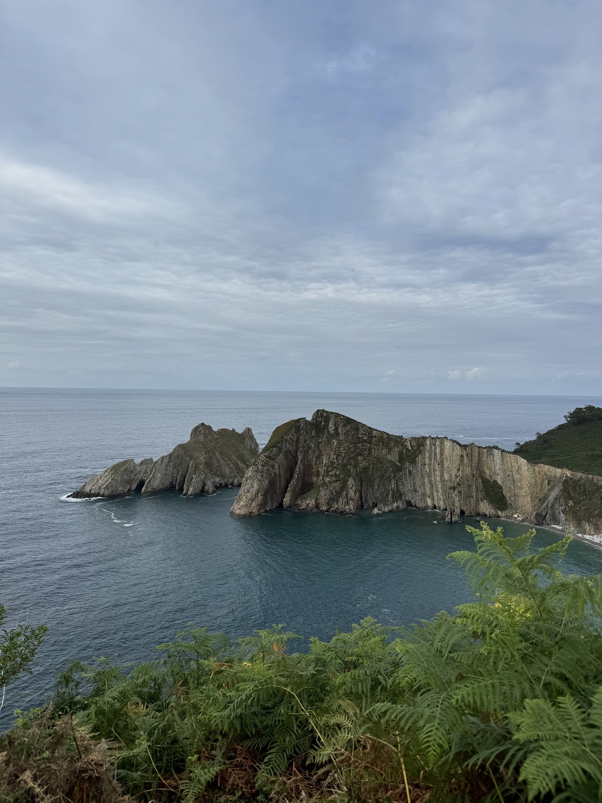Alojamientos y Albergue playa del Silencio photo 6, albergue accommodation in Novellana on the Camino del Norte