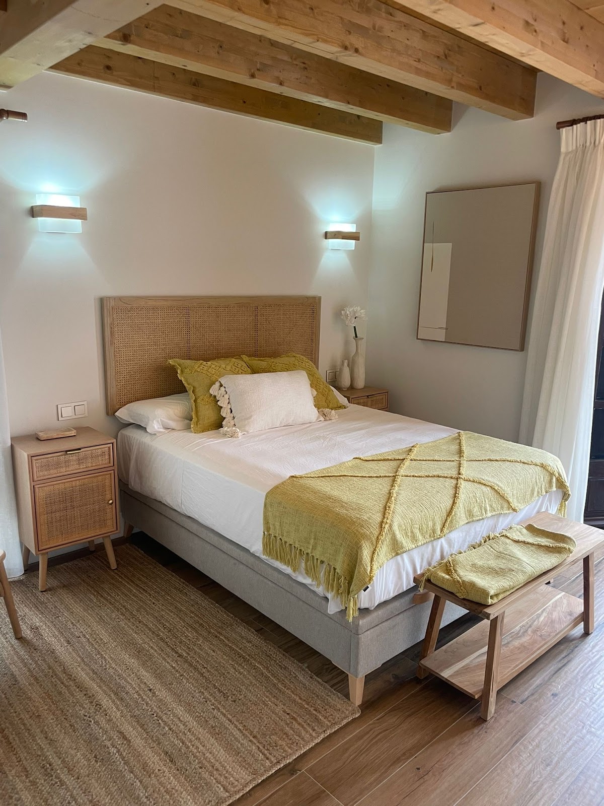 Apartamentos La Botica photo 7, apartment accommodation in Comillas on the Camino del Norte