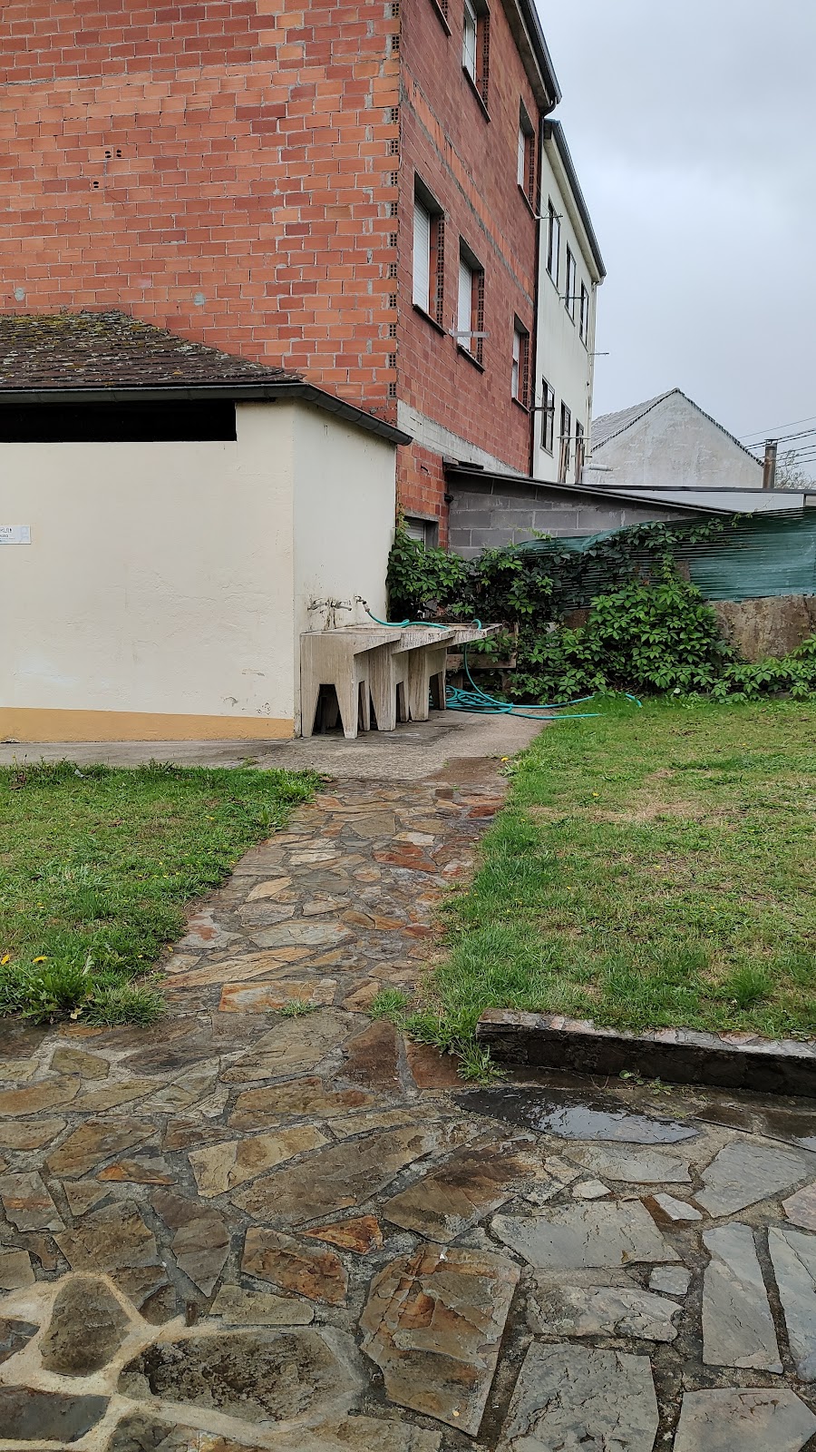 Albergue de peregrinos de Baamonde photo 10, albergue accommodation in Baamonde on the Camino del Norte
