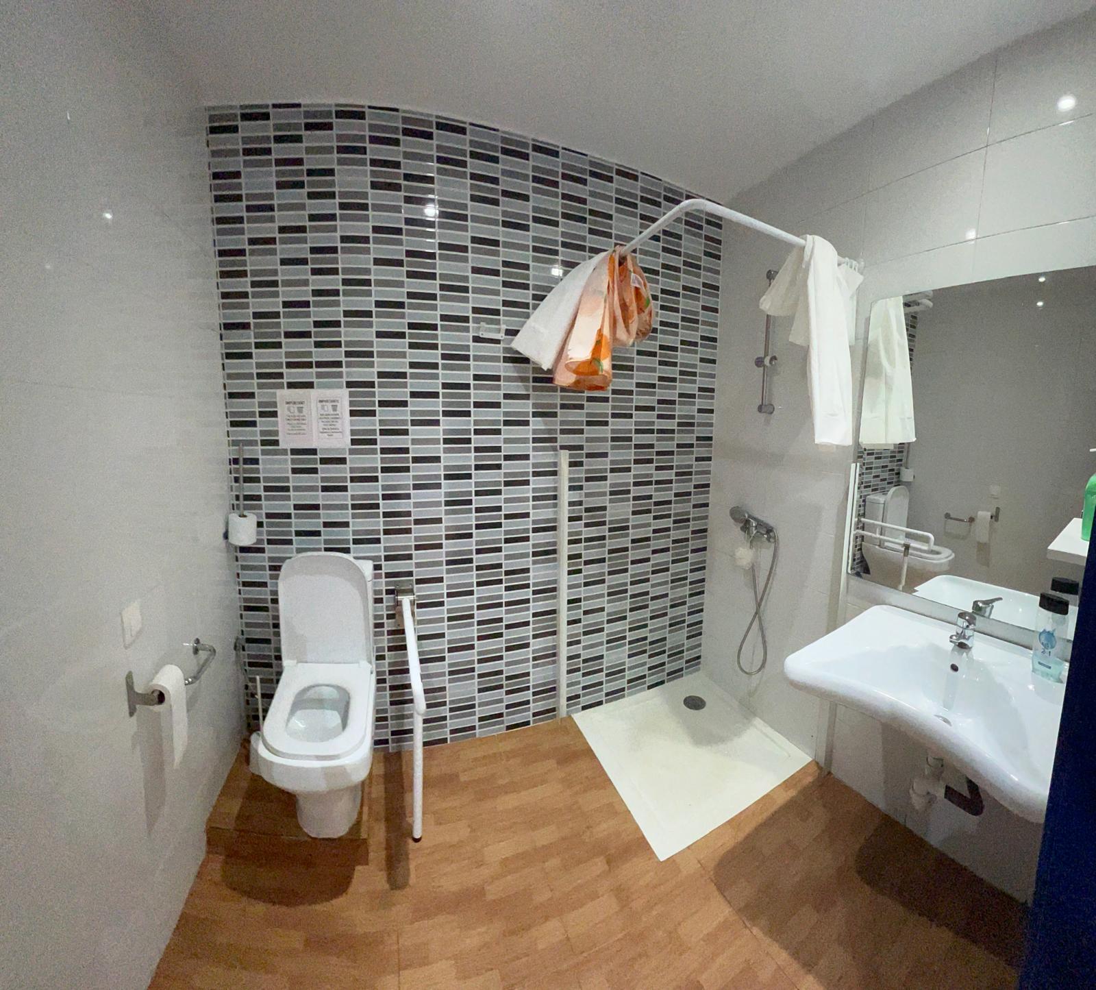 HEGO HAIZE ALBERGUE-HOSTEL en ZARAUTZ photo 3, albergue accommodation in Zarautz on the Camino del Norte