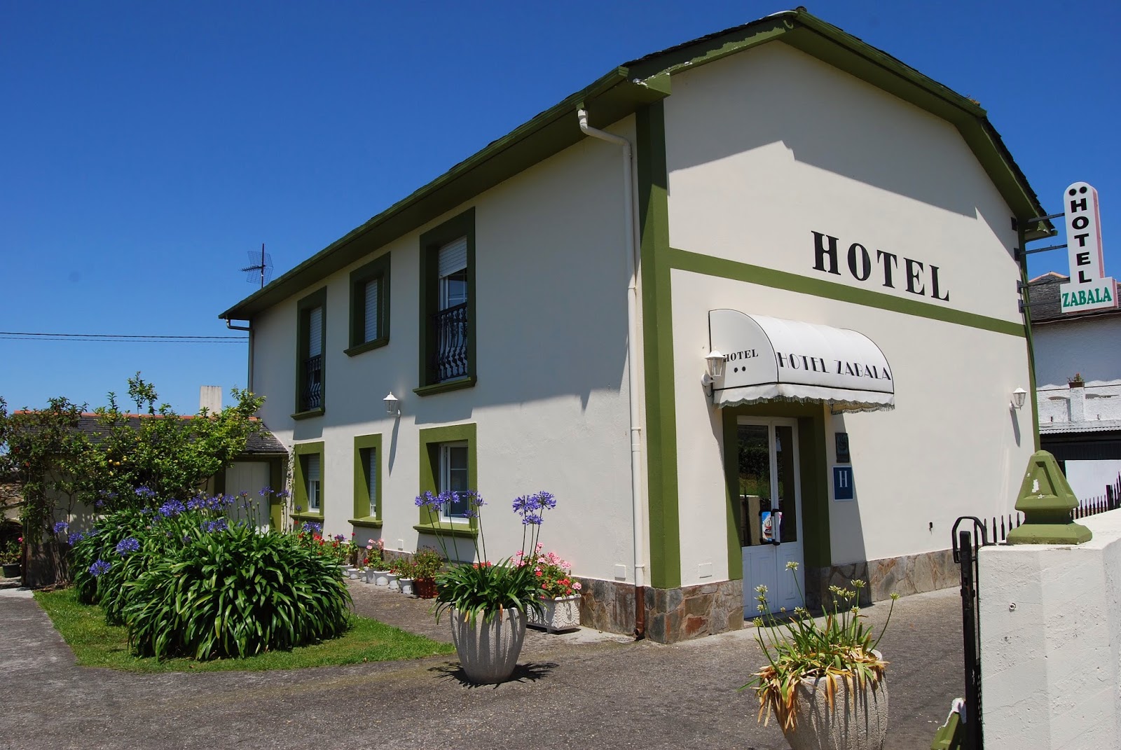 Luarca Zabala photo 10, hotel accommodation in Almuña on the Camino del Norte