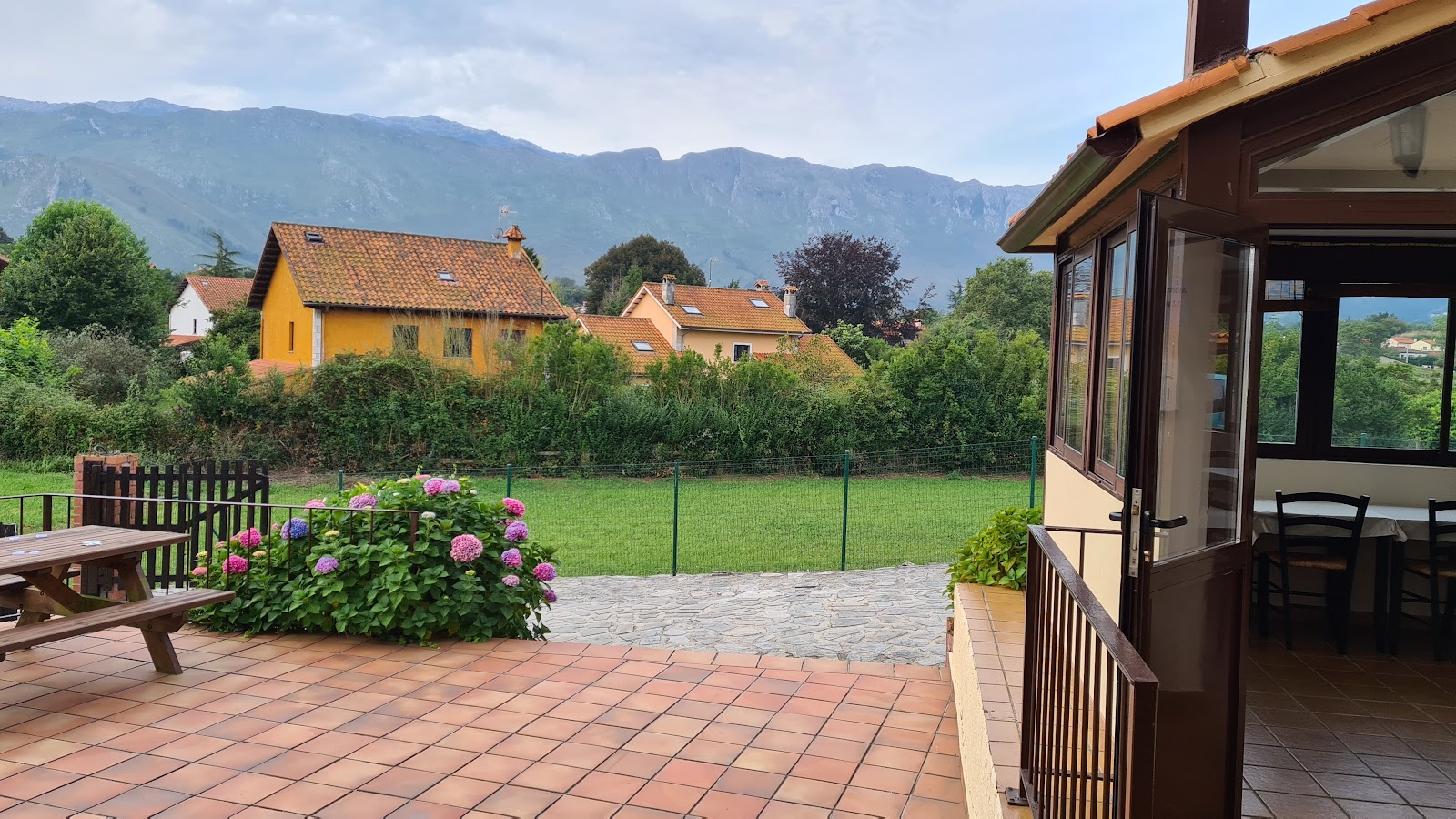 el canton, hotel accommodation in Llanes on the Camino del Norte