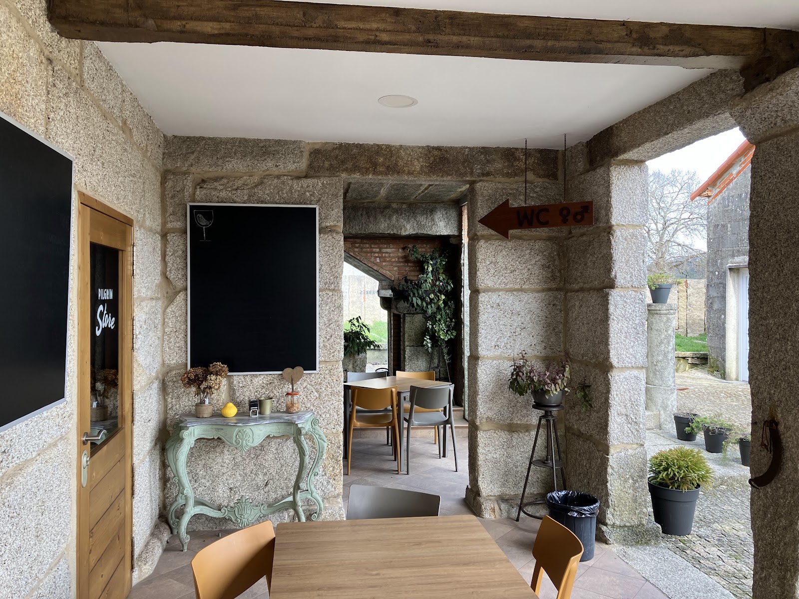 Ponte das febres photo 9, guesthouse accommodation in Camino complementario en Orbenlle on the Camino Portuguese