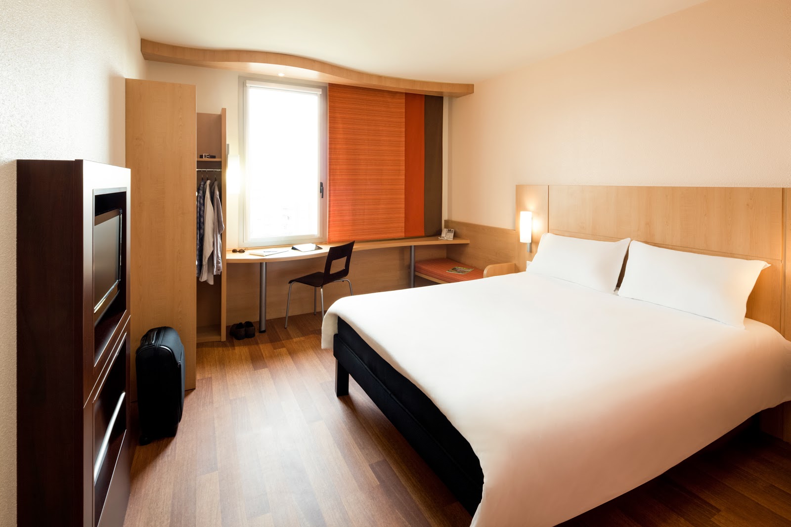 ibis Porto Centro São Bento photo 4, hotel accommodation in Porto on the Camino Portuguese