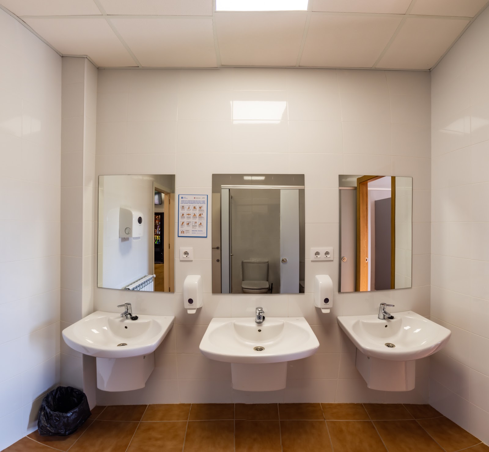 Albergue Espiritu Xacobeo photo 3, hostel accommodation in A Rua on the Camino Frances