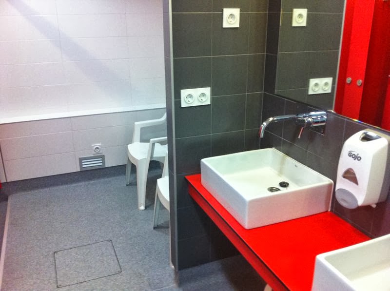 Hostel Casa Ibarrola photo 8, hostel accommodation in Pamplona on the Camino Frances