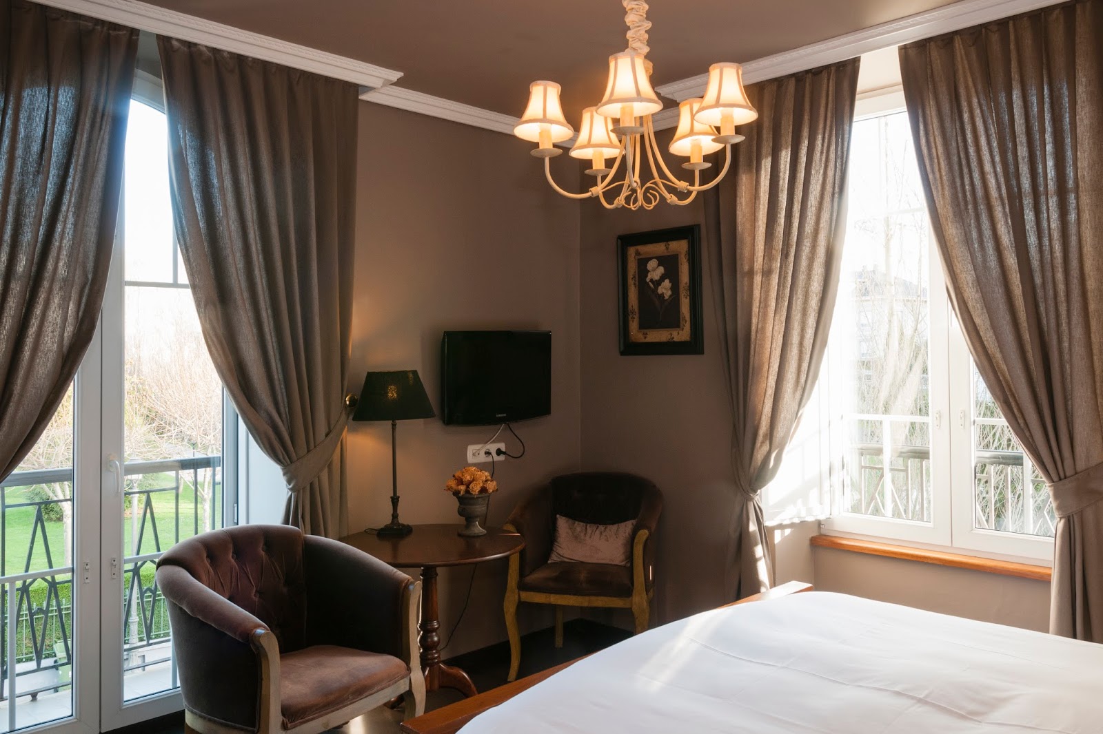 Hotel Casona Naviega, hotel accommodation in Navia on the Camino del Norte