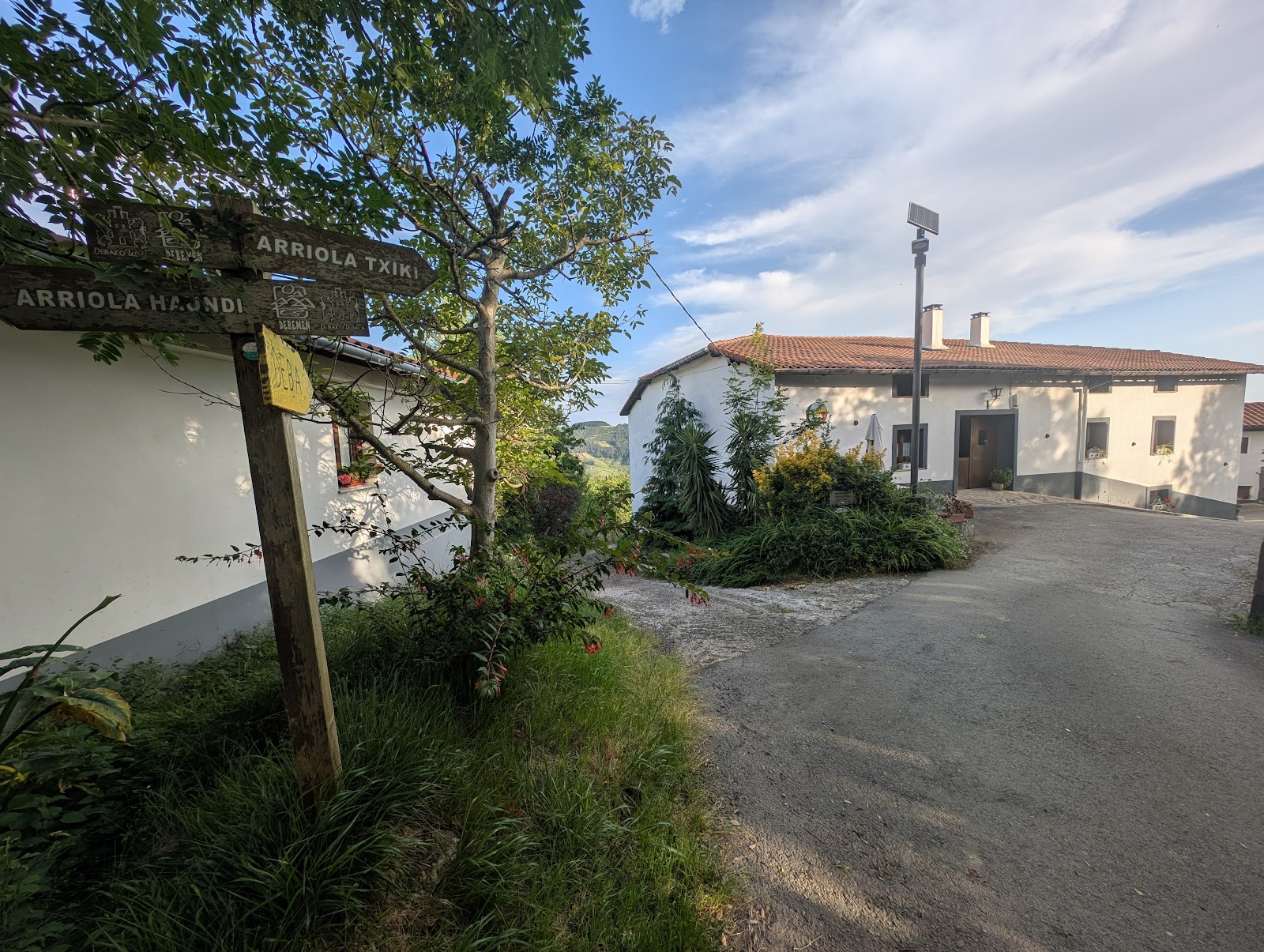 Arriola Txiki Landetxea - Hotela- Landa-Ostatua Deba, hotel accommodation in Deba on the Camino del Norte