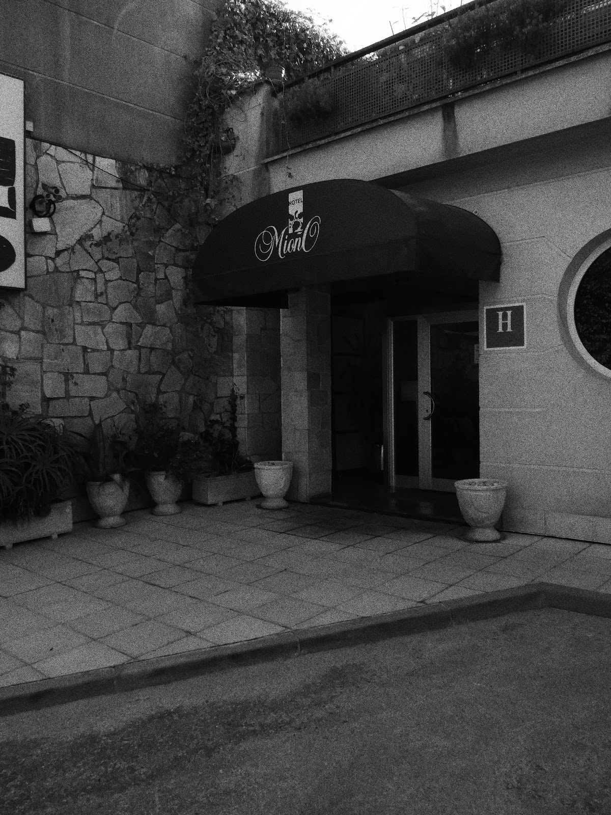 Hotel Suite Mioño photo 7, hotel accommodation in Santullán on the Camino del Norte