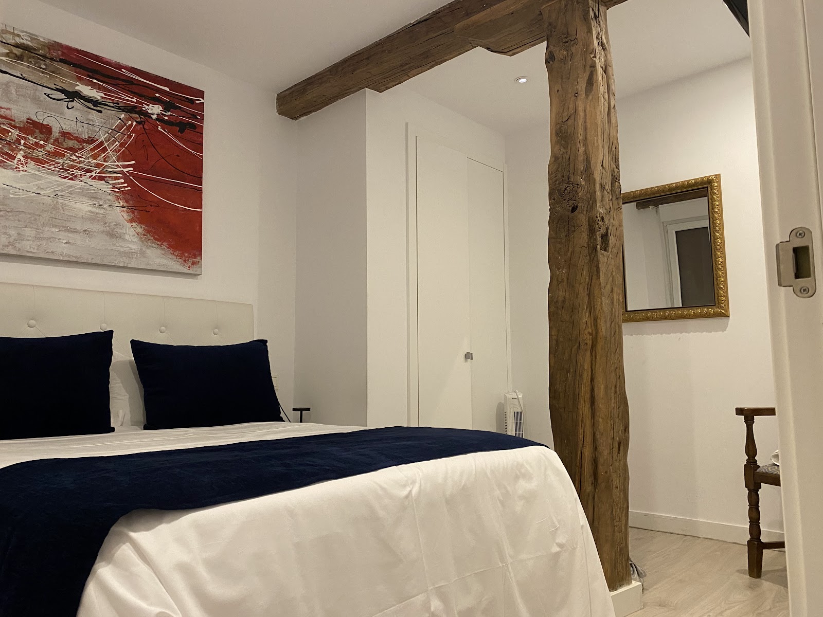 Baps Apartments, apartment accommodation in Bilbao on the Camino del Norte