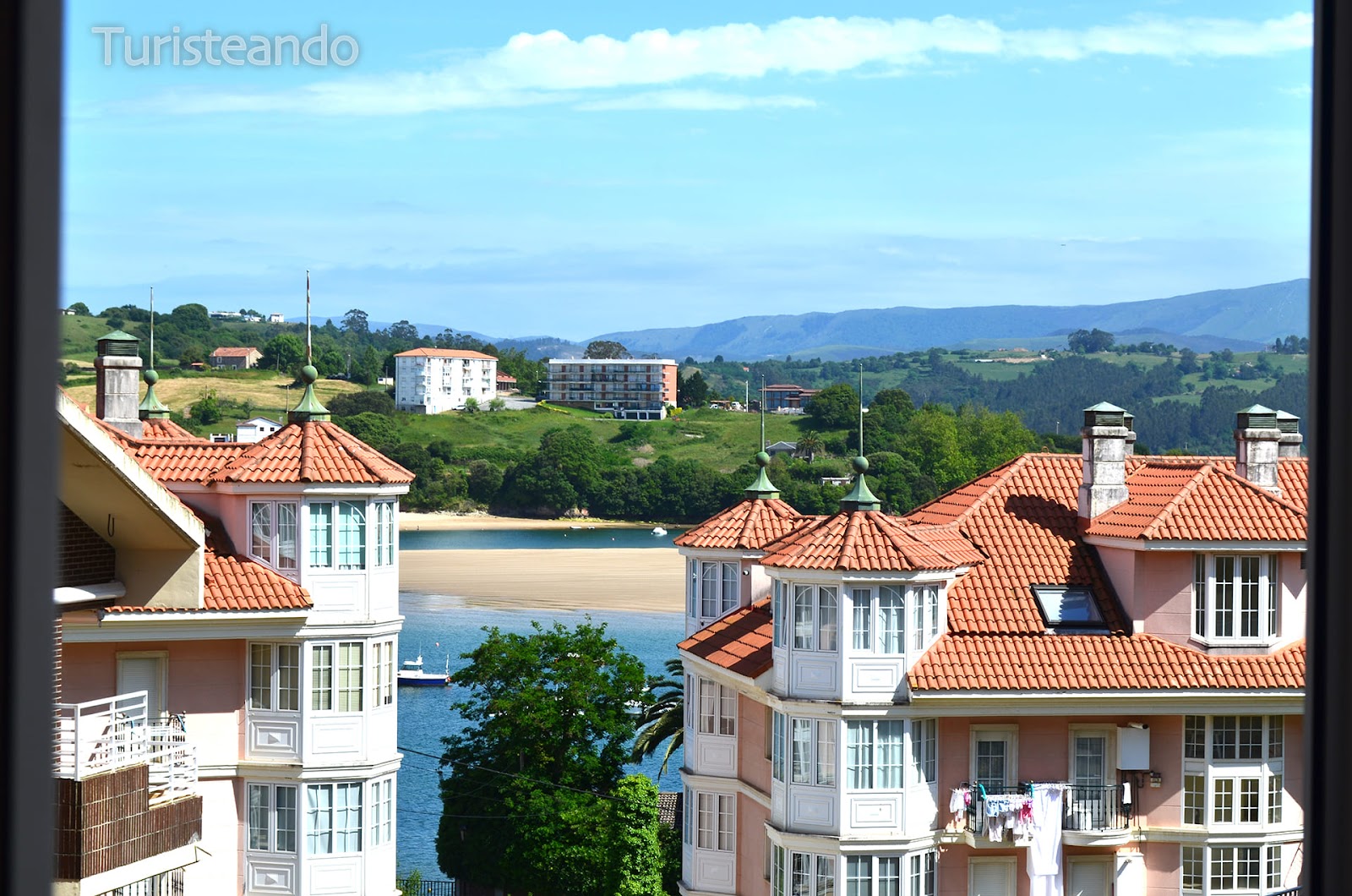 Apartamento Brisa Marinera - Agencia Turisteando, apartment accommodation in San Vicente de la Barquera on the Camino del Norte