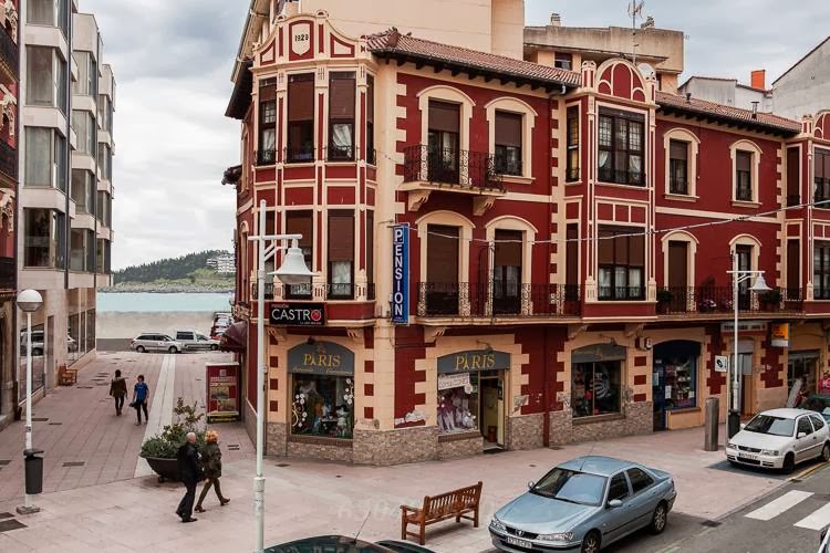 Hostería Villa De Castro, guesthouse accommodation in Castro-Urdiales on the Camino del Norte