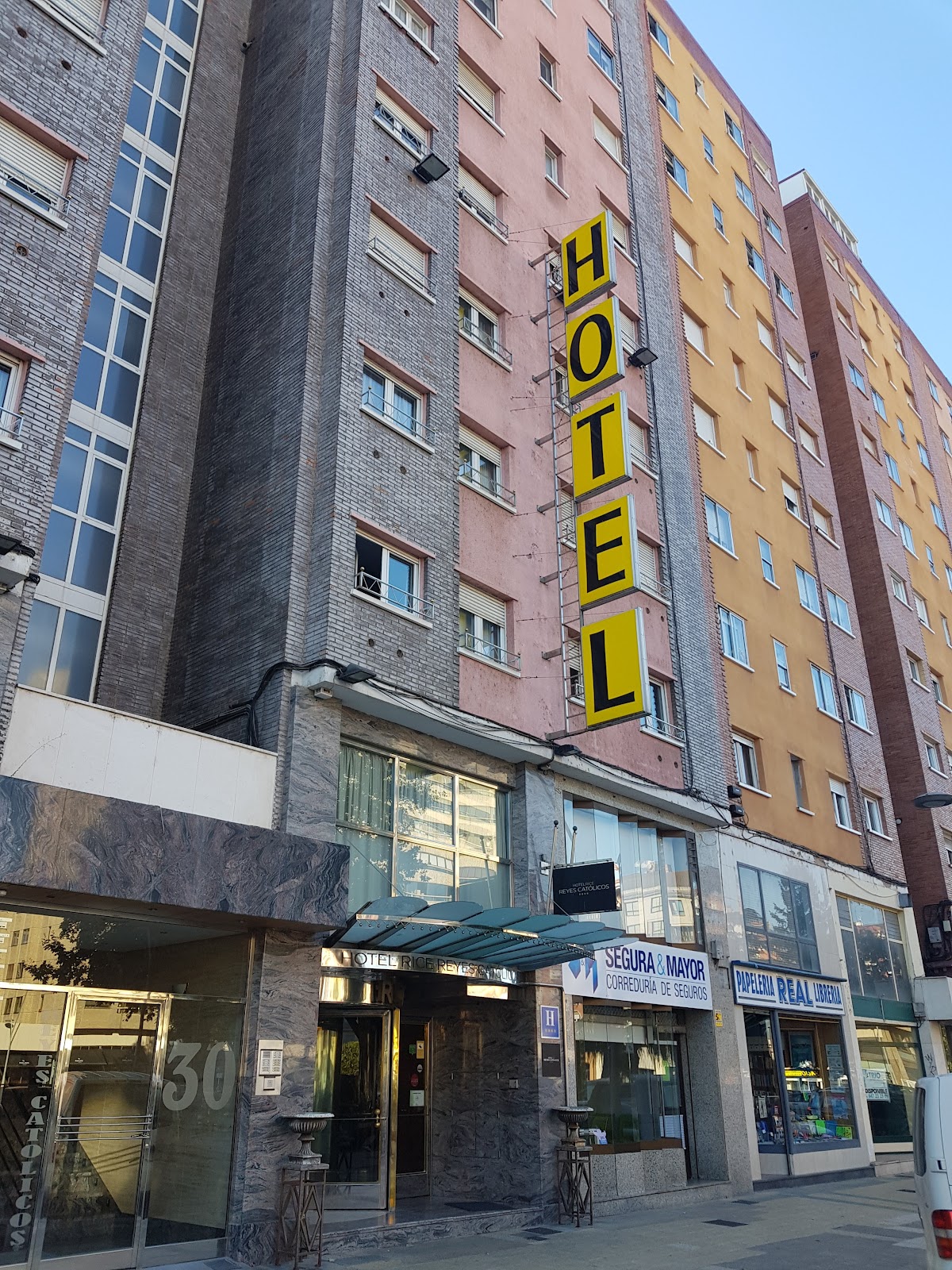 Hotel Rice Reyes Católicos photo 10, hotel accommodation in Burgos on the Camino Frances