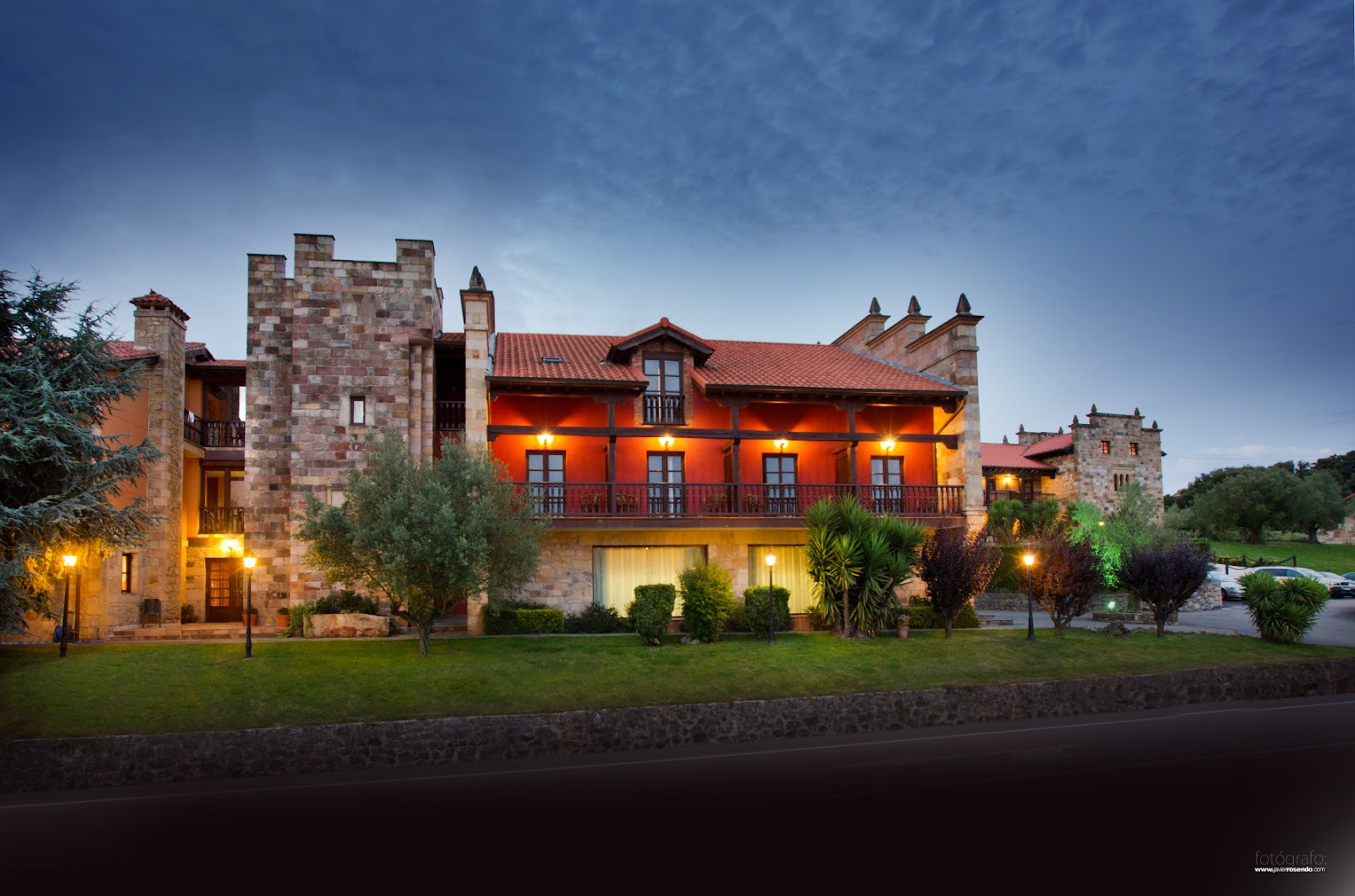 Hotel San Marcos, albergue accommodation in Santillana del Mar on the Camino del Norte