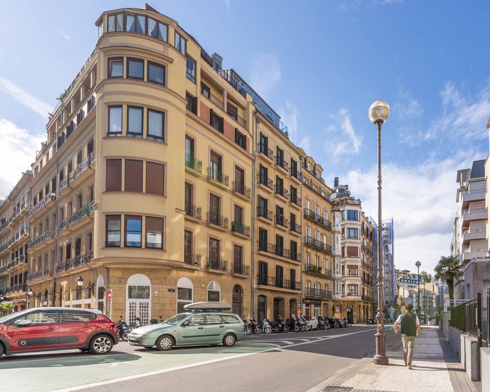 Limehome San Sebastian Zubieta Kalea photo 6, apartment accommodation in San Sebastian on the Camino del Norte