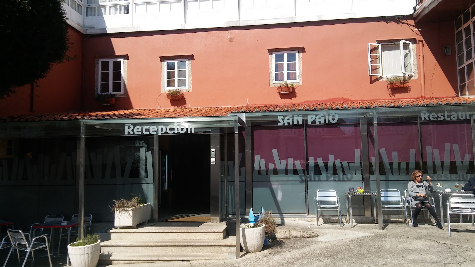 Restaurante San Paio, guesthouse accommodation in Lavacolla on the Camino Frances