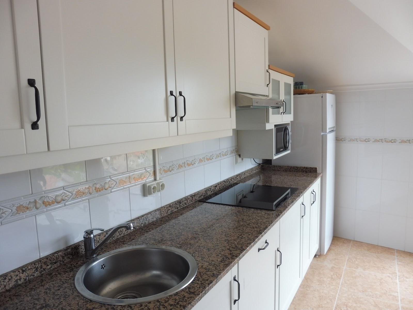 Apartamento Playa de La Atalaya photo 5, apartment accommodation in Ribadesella on the Camino del Norte