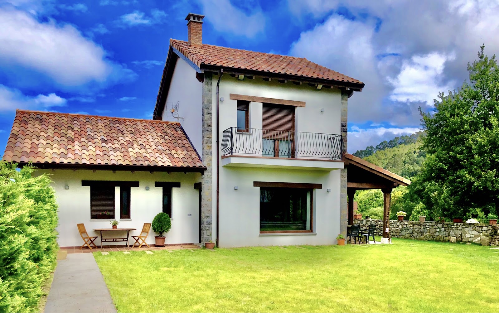 Vivienda Vacacional Laurel de Gulpiyuri, villa accommodation in Villahormes on the Camino del Norte