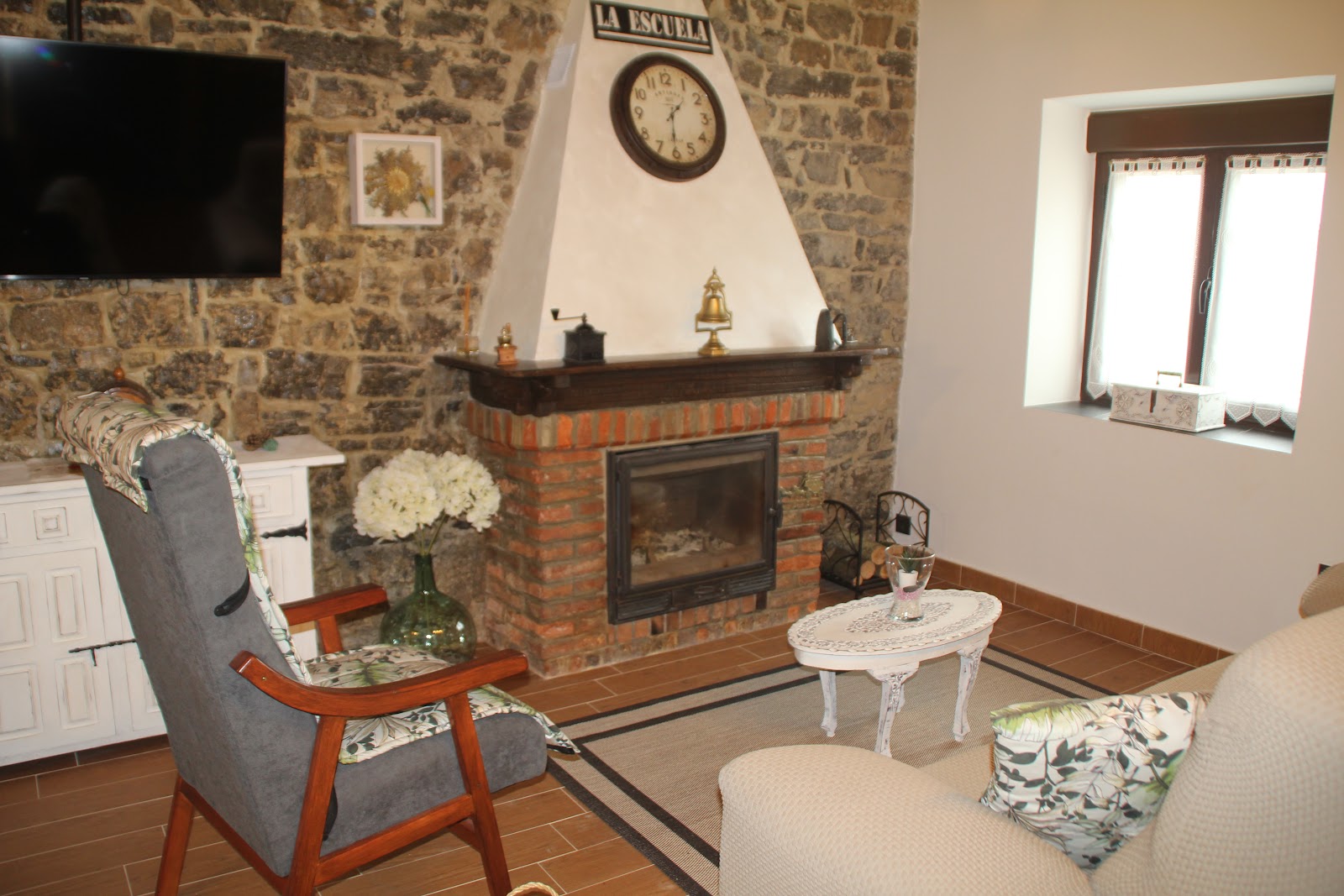 La Escuela photo 7, guesthouse accommodation in San Salvador de Priesca on the Camino del Norte