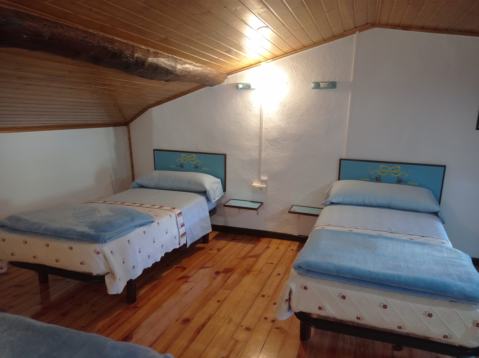 Alojamiento Santa Irene photo 8, albergue accommodation in Santa Irene on the Camino Frances