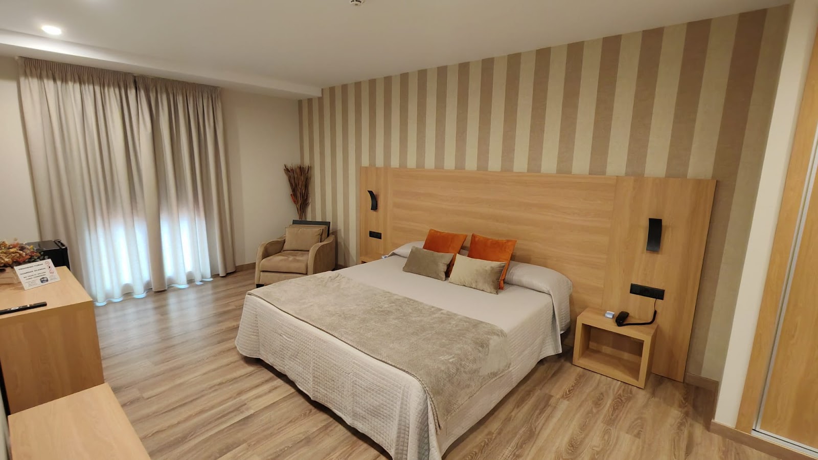 Praza Camelias photo 2, guesthouse accommodation in Sarria on the Camino Frances
