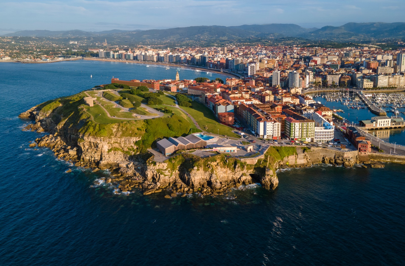 Hotel San Miguel, hotel accommodation in Gijón on the Camino del Norte