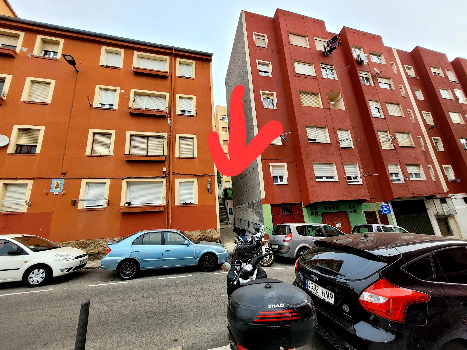 Hospedaje Autochekin, guesthouse accommodation in Santander on the Camino del Norte