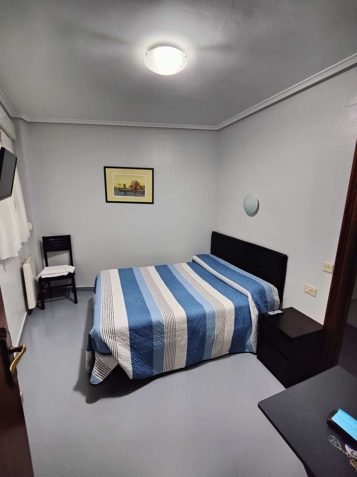 Pension La Mar photo 9, albergue accommodation in Castro-Urdiales on the Camino del Norte