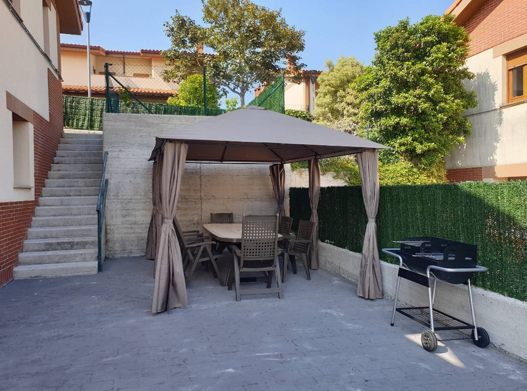 Casa Vacacional Mirador de San Vicente, villa accommodation in Serdio on the Camino del Norte