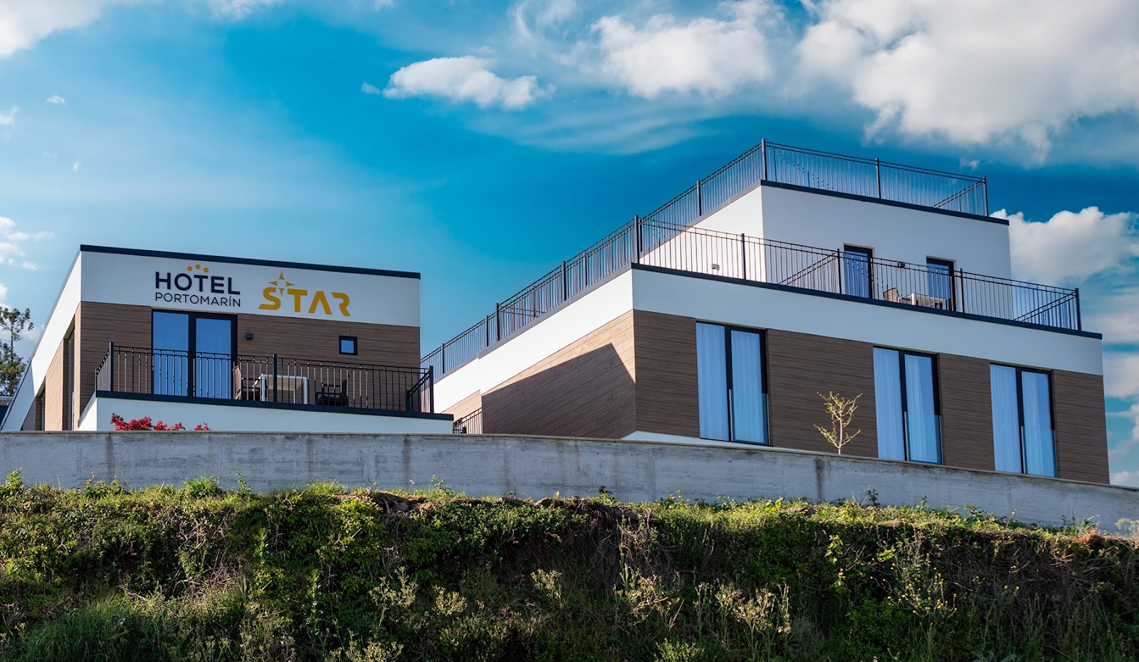 Hotel Portomarín Star, hotel accommodation in Portomarin on the Camino Frances