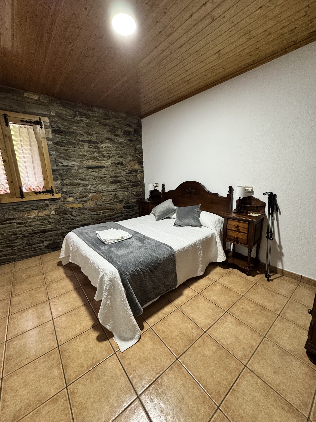 Casa Quiroga photo 2, accommodation listing in Biduedo on the Camino Frances
