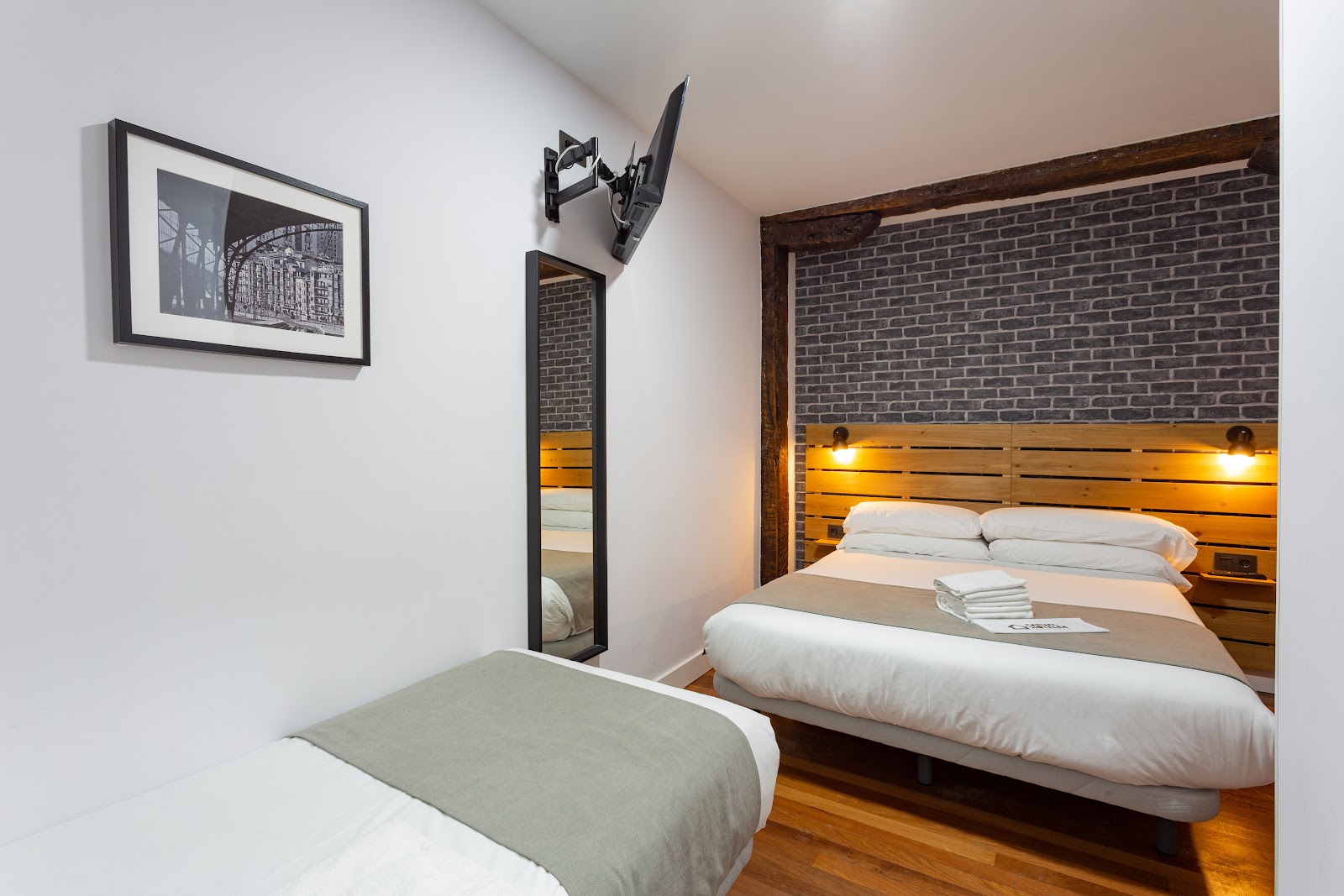 Casual Mardones photo 2, hotel accommodation in Bilbao on the Camino del Norte