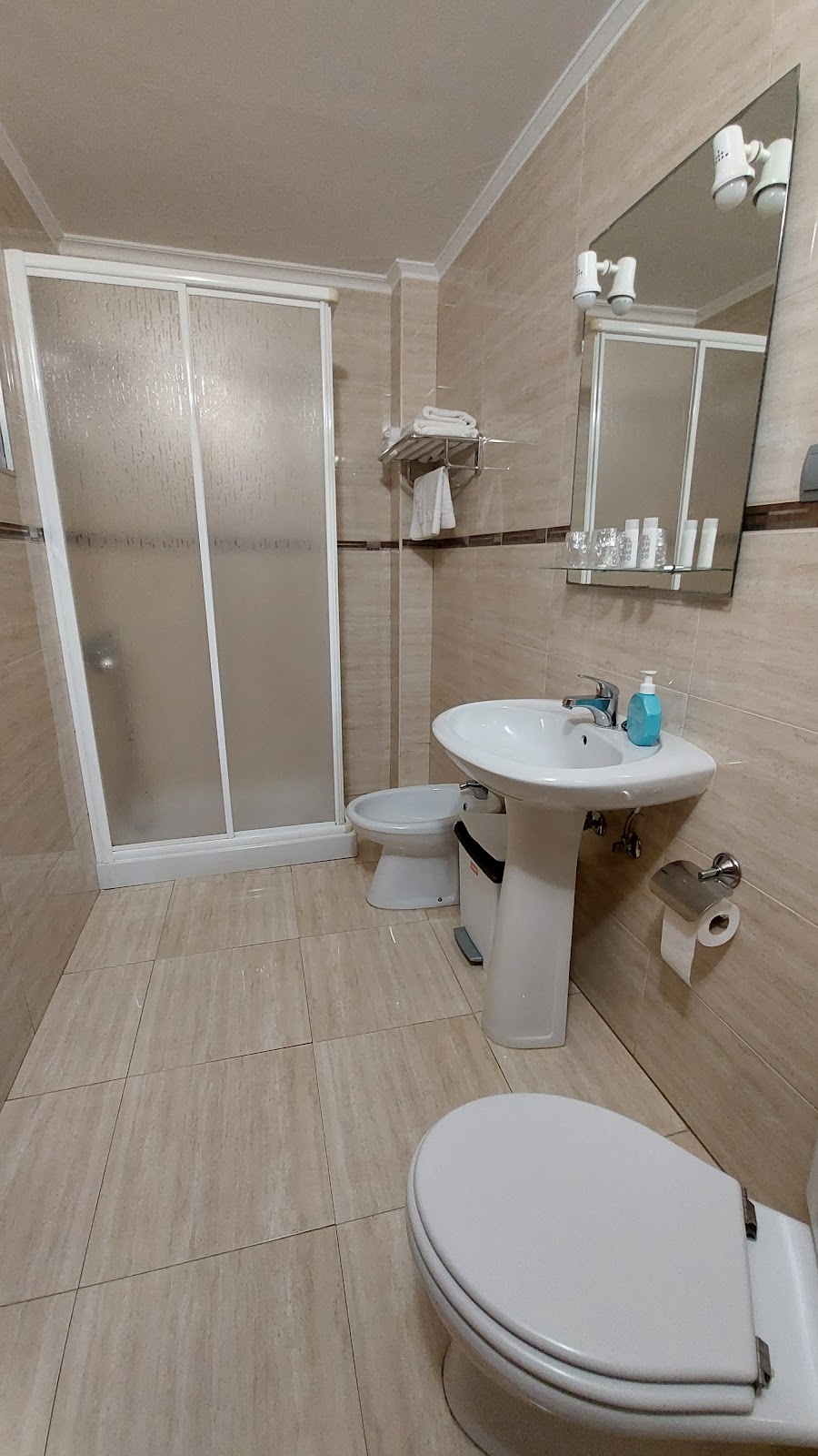 Hostal El Cruce photo 9, guesthouse accommodation in Villafranca del Bierzo on the Camino Frances