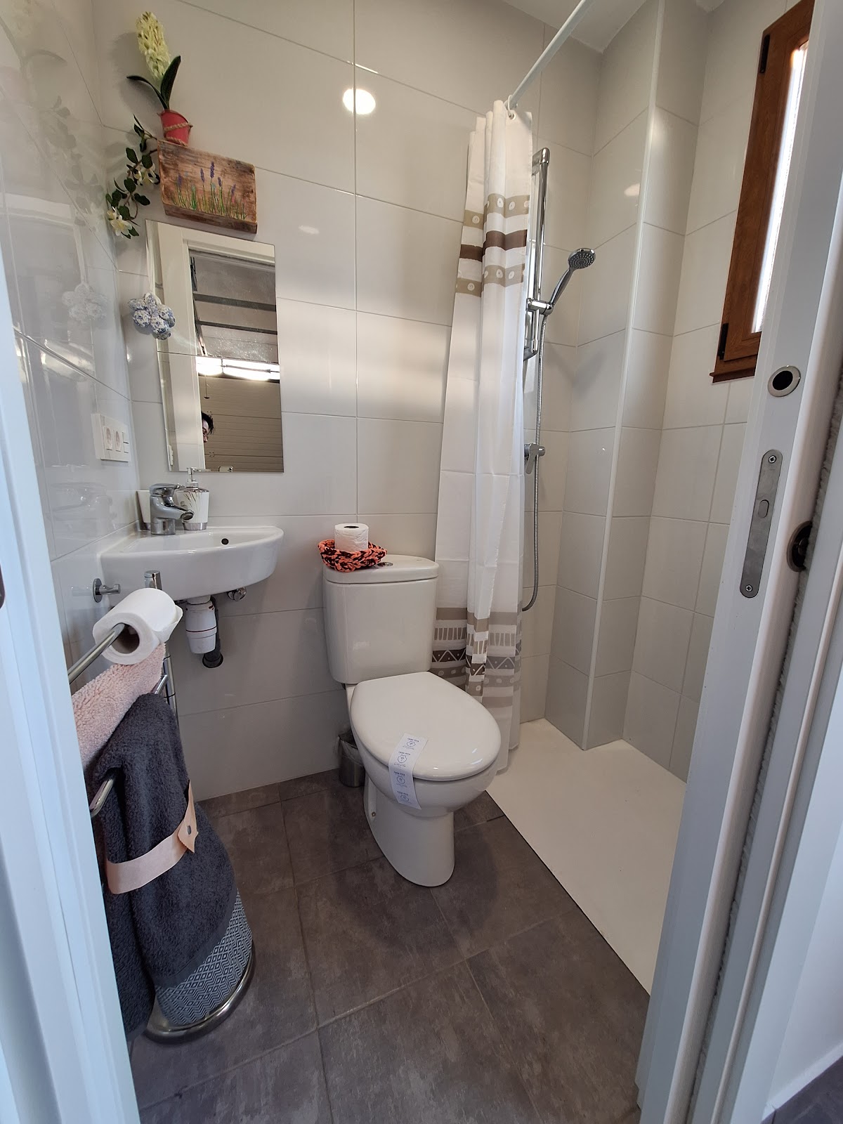 Casa Pita photo 3, villa accommodation in San Justo de la Vega on the Camino Frances