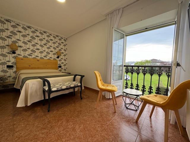 Luarca Zabala photo 2, hotel accommodation in Almuña on the Camino del Norte