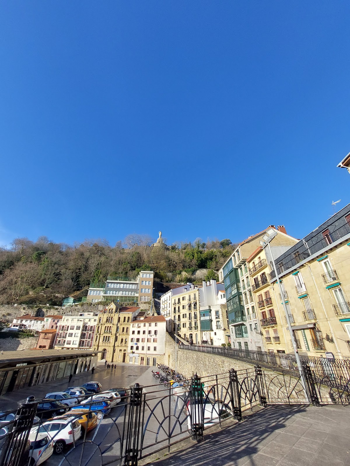 Pension El Puerto, pension accommodation in San Sebastian on the Camino del Norte