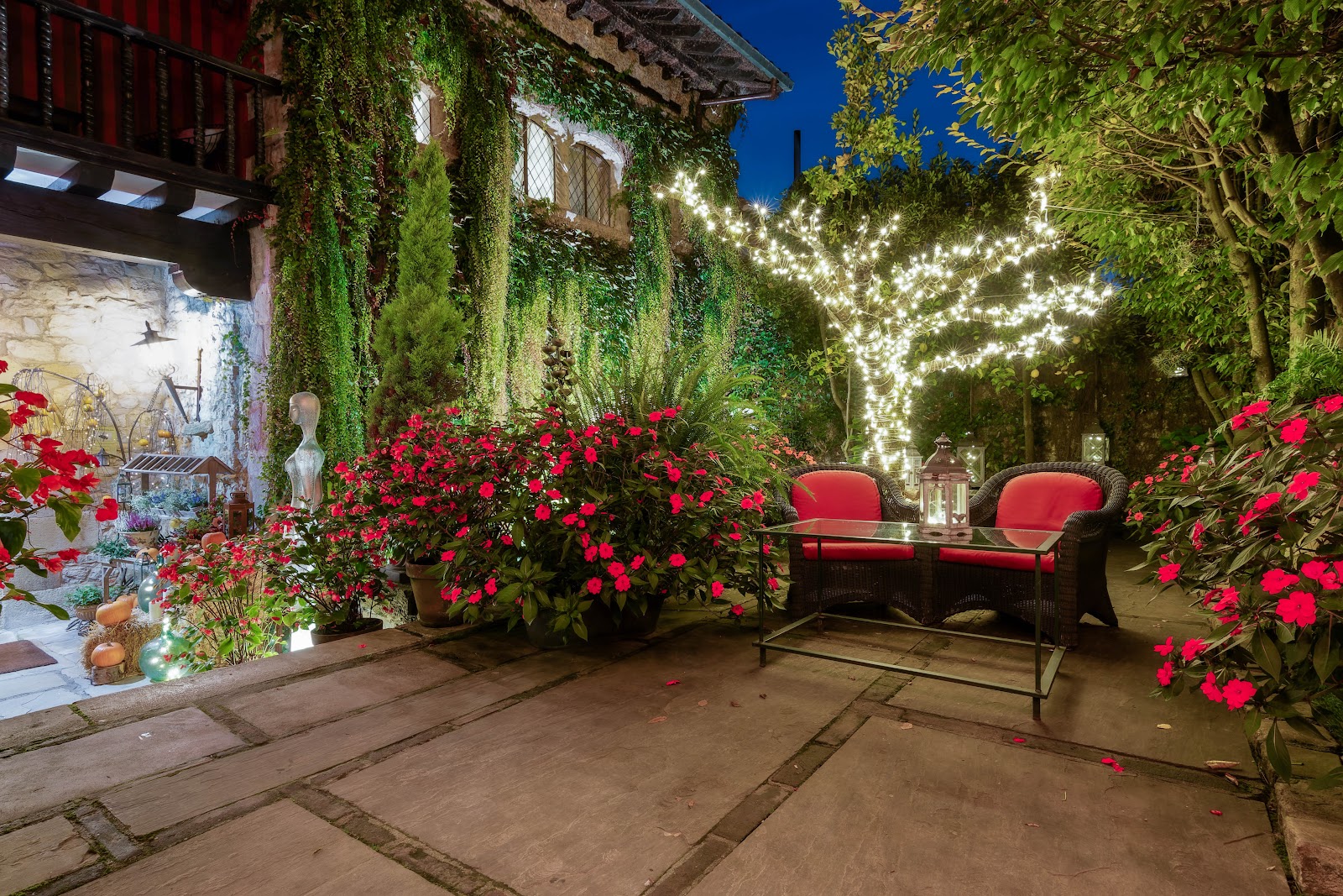 Casa del Marqués, hotel accommodation in Santillana del Mar on the Camino del Norte