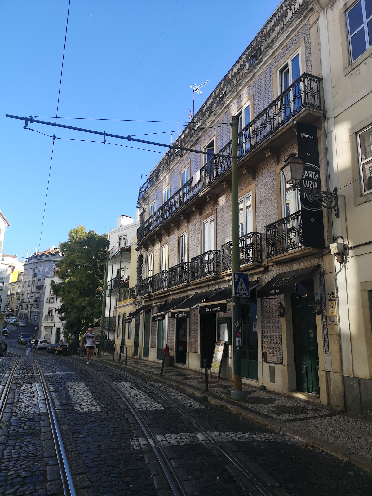 Santa Luzia B&B, guesthouse accommodation in Lisbon on the Camino Portuguese