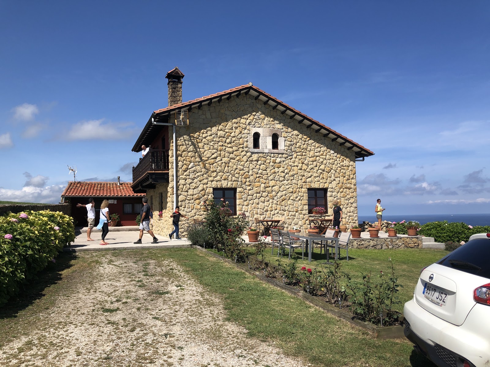 Hospedaje El Somante, pension accommodation in San Vicente de la Barquera on the Camino del Norte