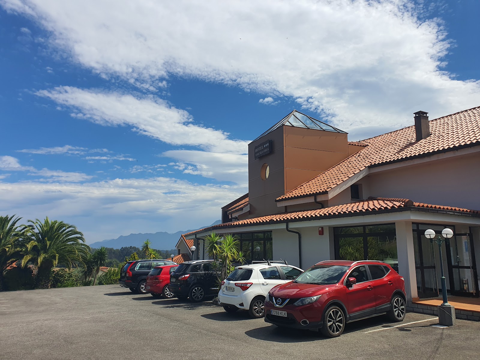 Hotel Tereñes Costa, hotel accommodation in San Esteban de Leces on the Camino del Norte