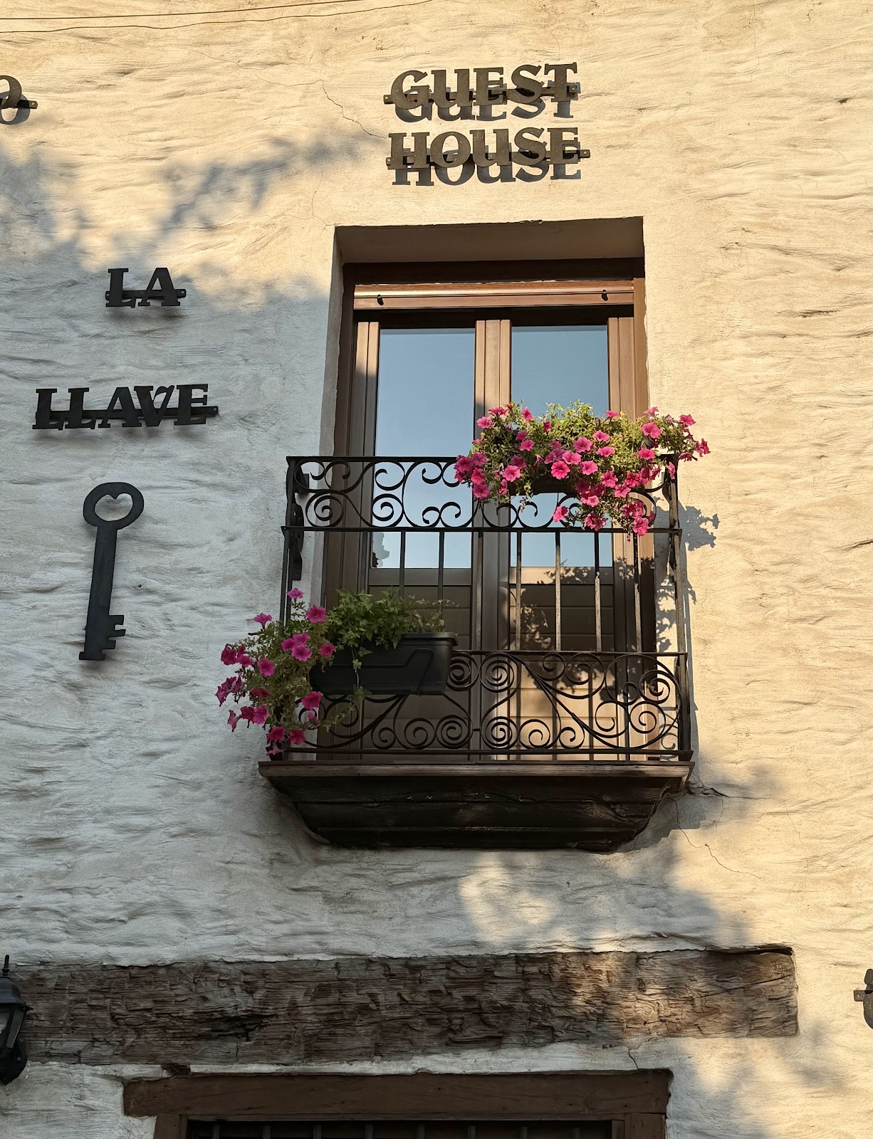 Casa El Colibrí, accommodation listing in Villafranca del Bierzo on the Camino Frances