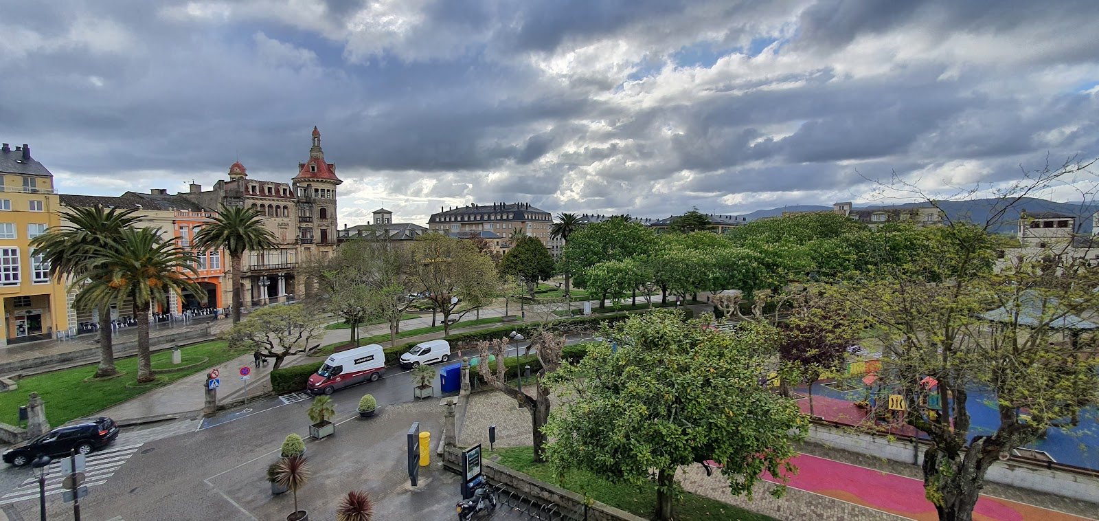HOTEL RESIDENCIA MEDIANTE, hotel accommodation in Ribadeo on the Camino del Norte