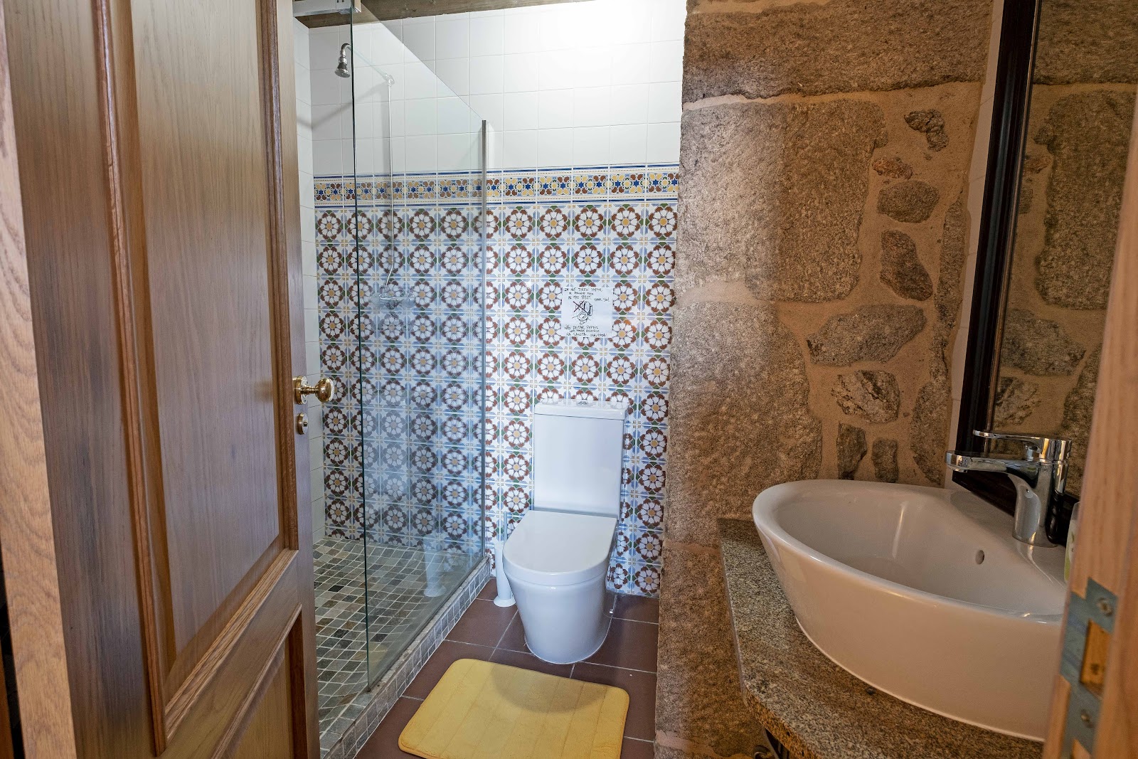 Albergue Quinta Estrada Romana photo 3, albergue accommodation in Paços on the Camino Portuguese
