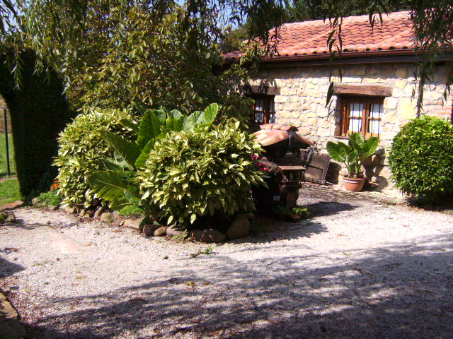 Apartamentos Fernando photo 4, apartment accommodation in Santillana del Mar on the Camino del Norte